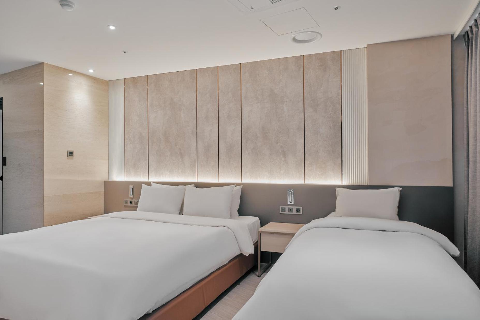 בוסאן Hotel Aqua Palace מראה חיצוני תמונה
