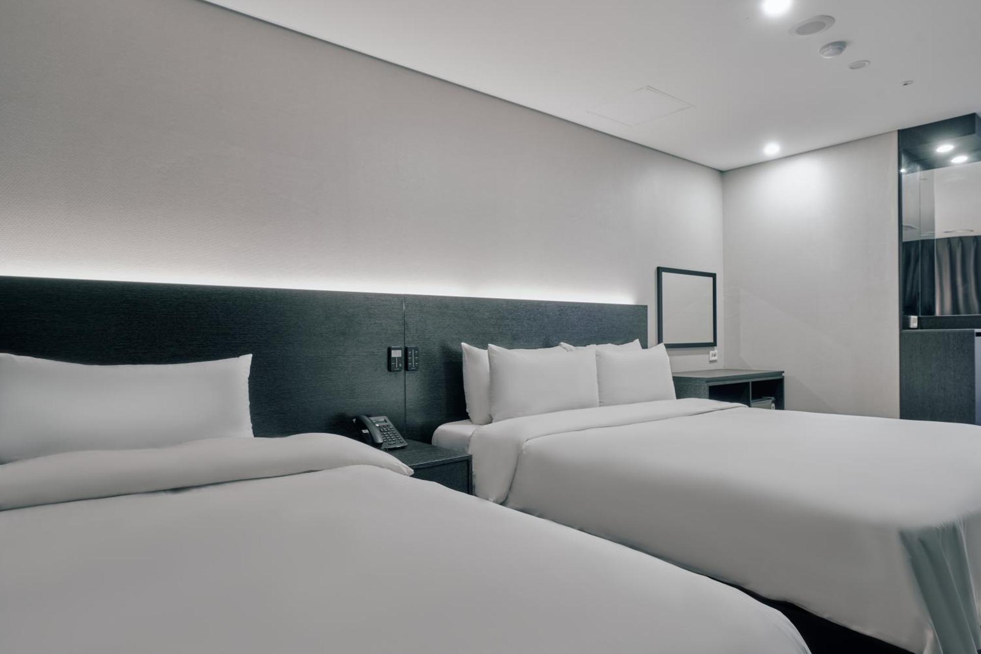 בוסאן Hotel Aqua Palace מראה חיצוני תמונה
